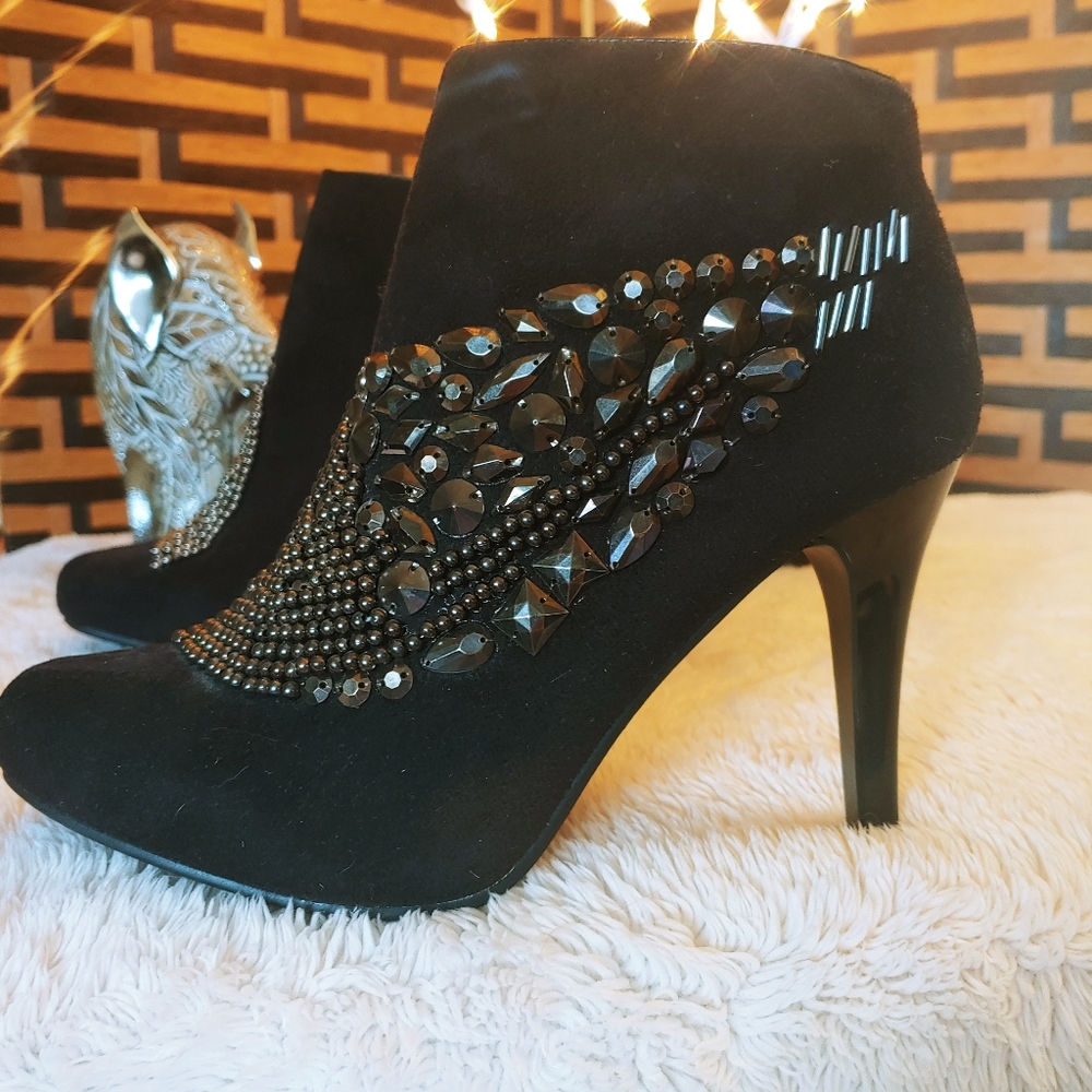 NWOT Suede Studded Stiletto Boots - Picture 5 of 13